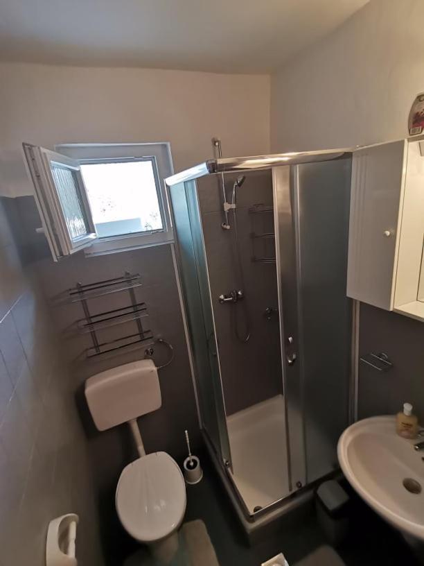 Apartments Lota ستاريغغاد باكلينتسا المظهر الخارجي الصورة