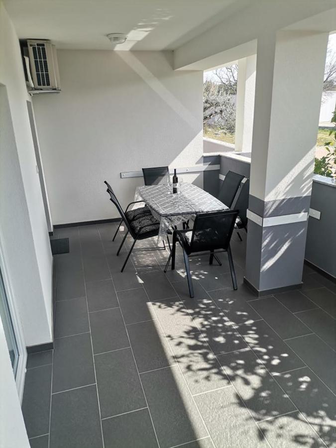 Apartments Lota ستاريغغاد باكلينتسا المظهر الخارجي الصورة