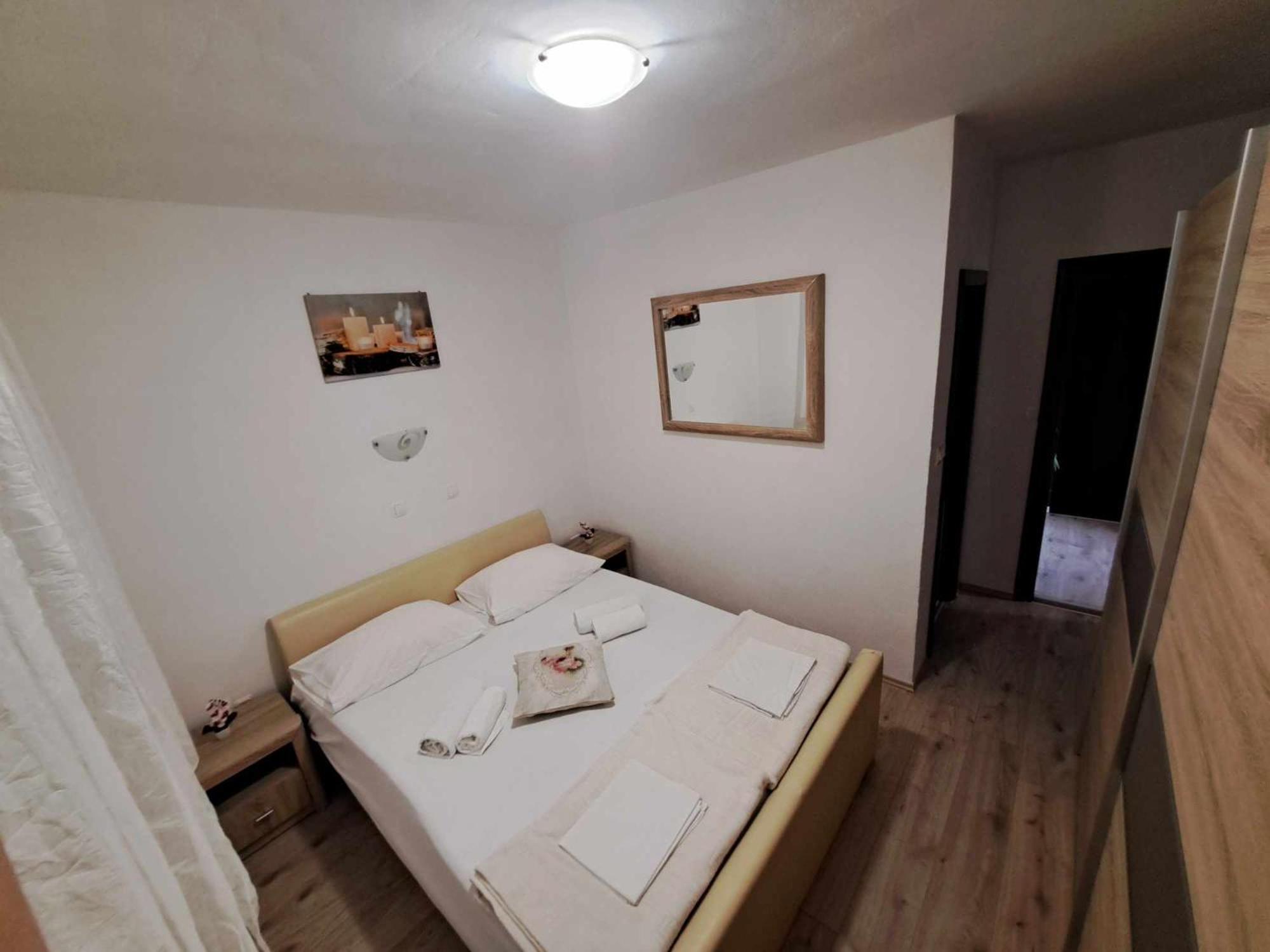 Apartments Lota ستاريغغاد باكلينتسا المظهر الخارجي الصورة